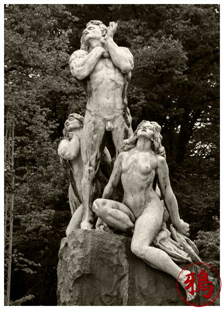 Mod Lyset (Towards the Light)